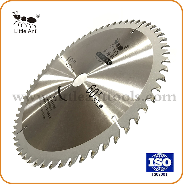 ابزار برقی برای برش چوب